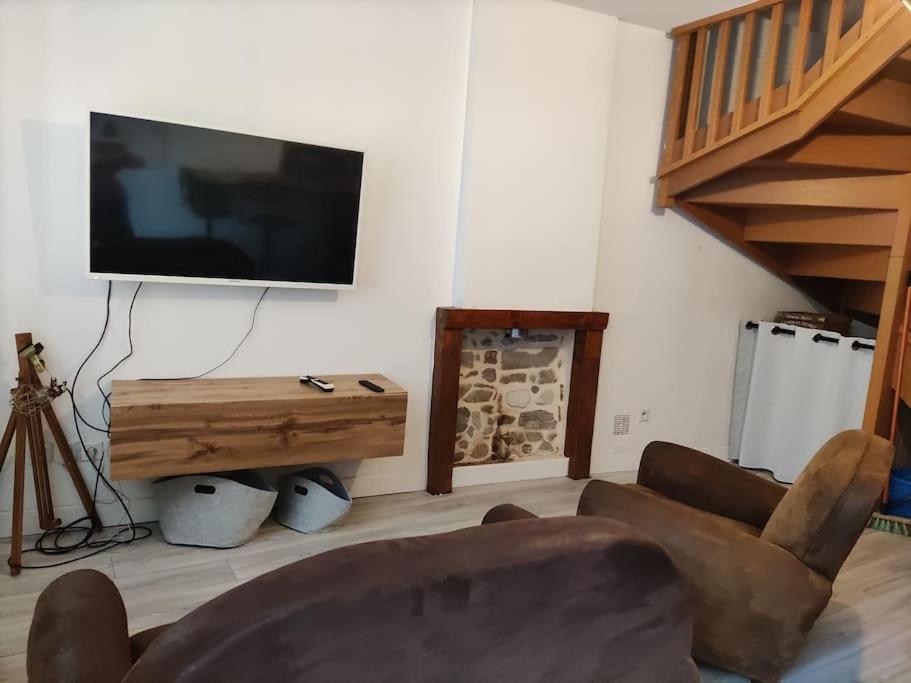 L'Atelier Cosy - Maison De Village Atypique Saint-Georges-d'Esperanche 外观 照片